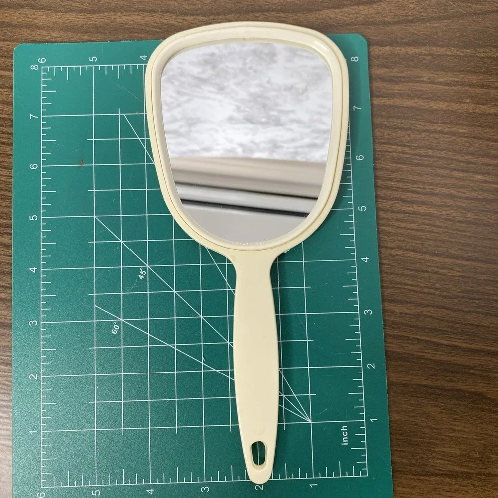 VTG Goody Off-White Plastic Hand Held Mirror With Handle Made In USA 11